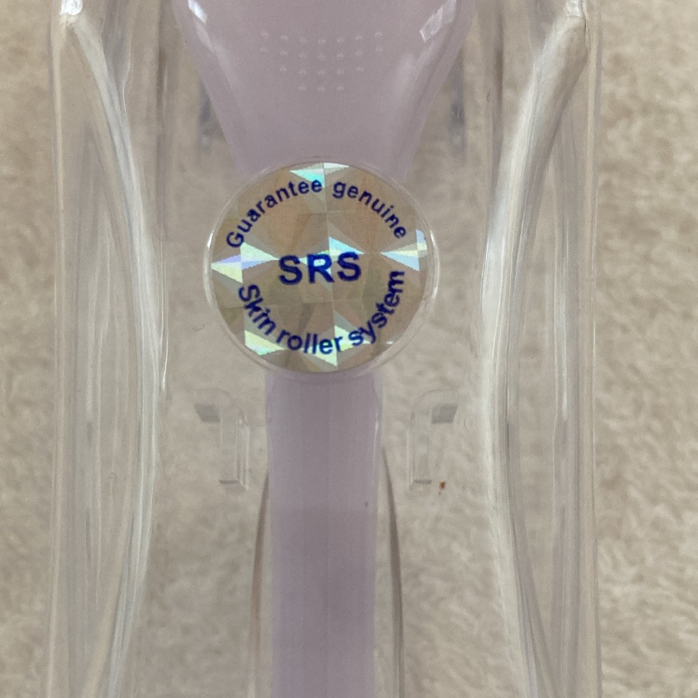 MicroNeedle Roller - Picture 3 of 4